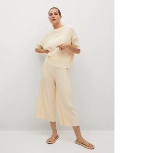 NWT MANGO - CREAMY Textured culotte pants